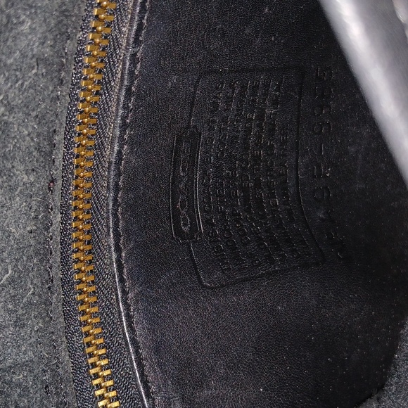 Coach - Picture 12 of 12